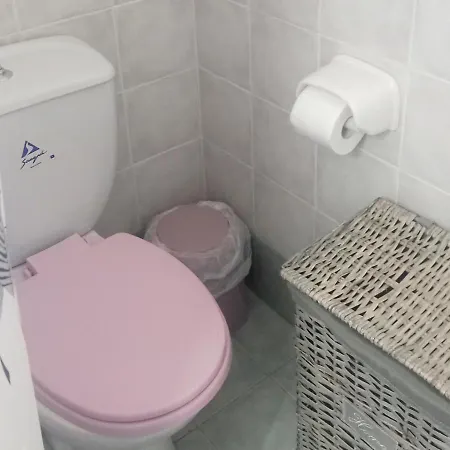 Central Apartments Eretria