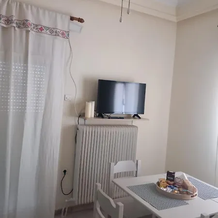 Central Apartments Eretria