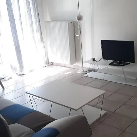 Central Apartments Eretria