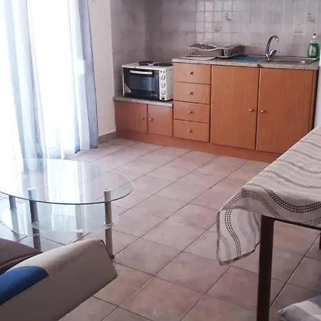 Central Apartments Eretria * Erétria